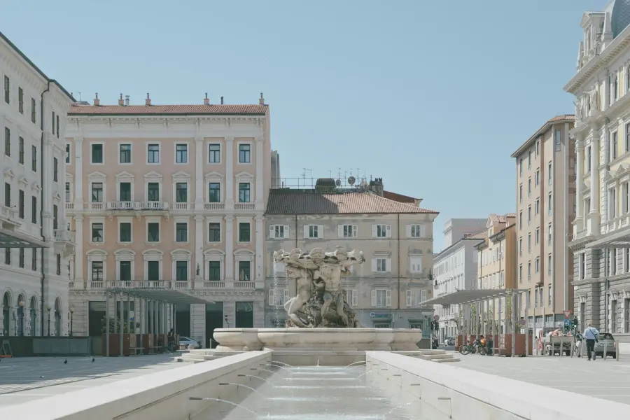 Trieste, turismo in crescita: presenze +11,3% ma servono regole