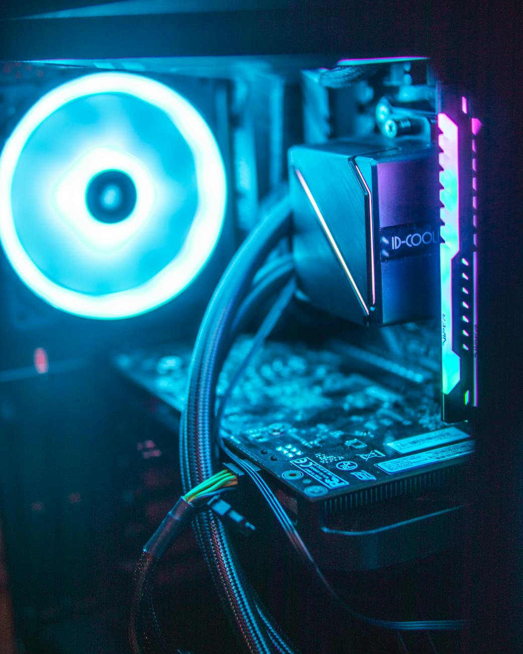 Piano Transizione 5.0, Assintel critica lo stop agli incentivi per il cloud