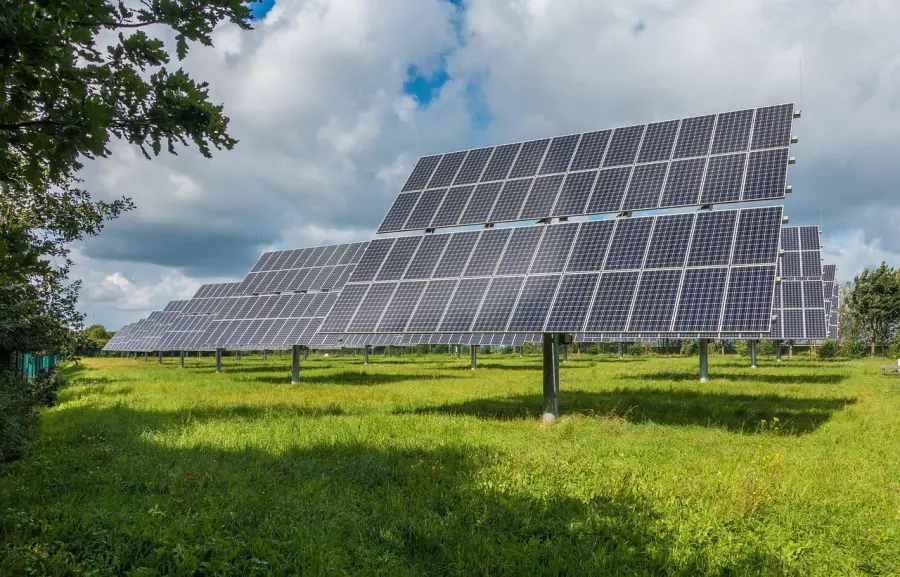 Agricoltura, 500 mila euro per il fotovoltaico nelle aziende: via al bando 2026