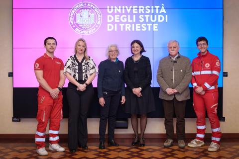 UniTS e Croce Rossa FVG: accordo triennale per formazione e volontariato studentesco